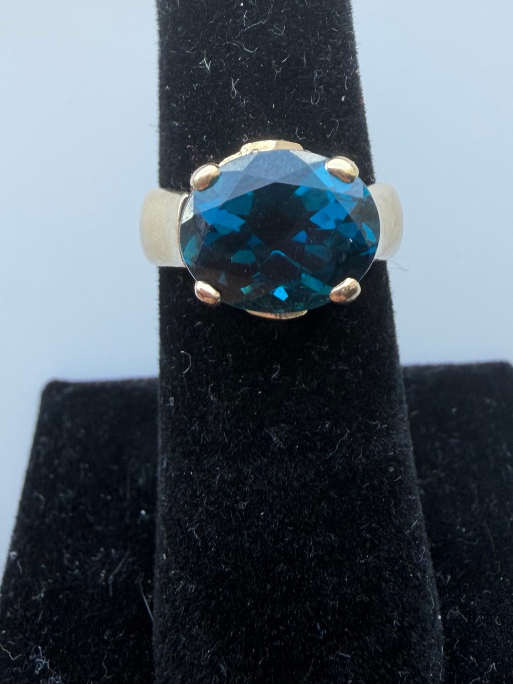 14k gold London blue topaz